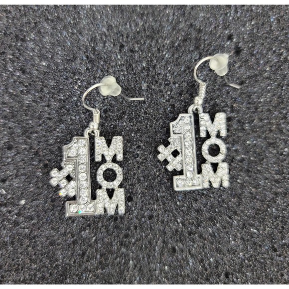#1 Mom Dangle Earrings with CZ - Picture 5 of 6